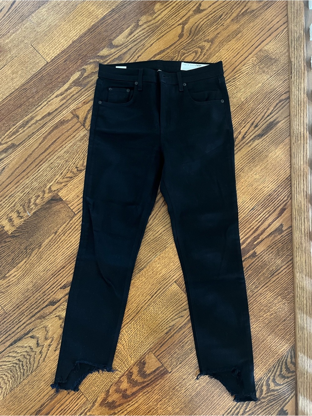 Rag&Bone Women’s Capri Distresses Hem Jeans